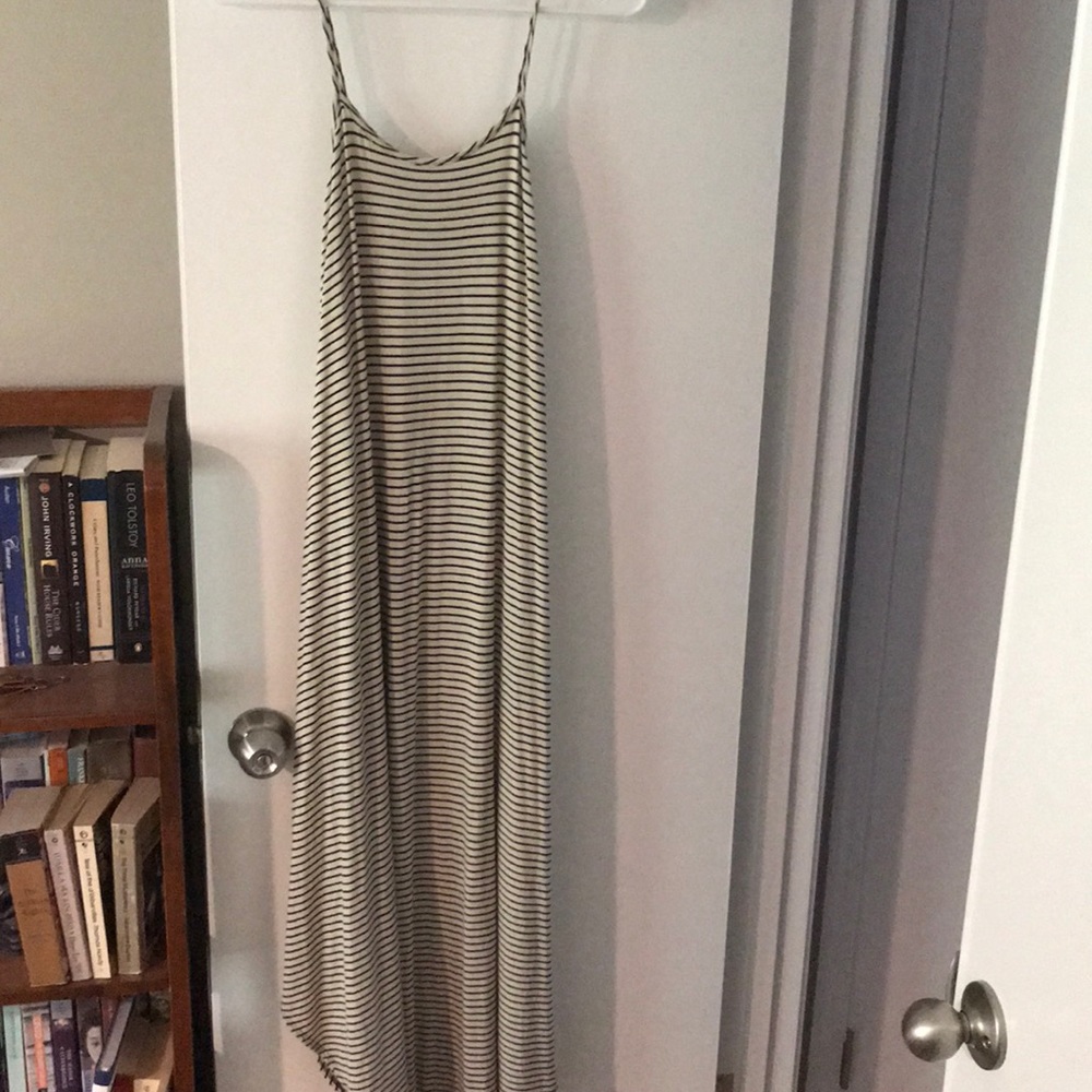 Carly Jean Stella dress